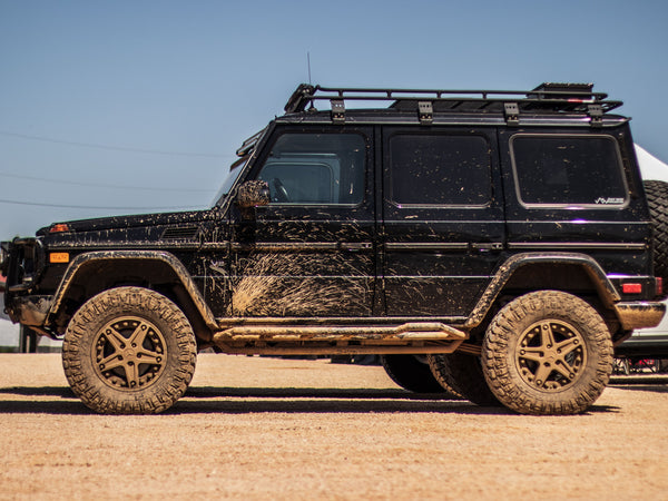 Load image into Gallery viewer, Hutchinson beadlock wheels g wagon 18 inch g wagen Rock Monster 2059 18 inch beadlock wheels Hutchinson beadlock g wagen rock monster military g wagon mercedes