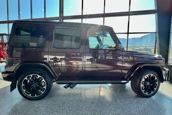 Load image into Gallery viewer, g wagon electronic step slider rock slide engineering 463a AMG G63 4x4 squared 2018 2019 newer
