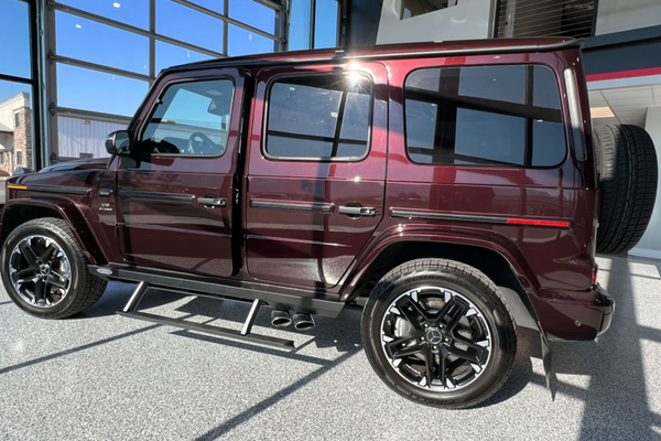 Load image into Gallery viewer, g wagon electronic step slider rock slide engineering 463a AMG G63 4x4 squared 2018 2019 newer