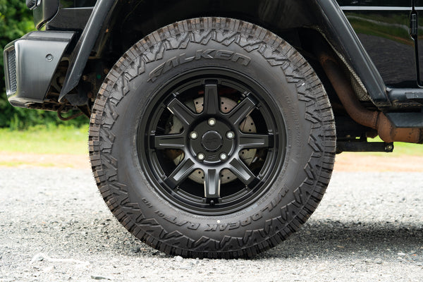Load image into Gallery viewer, g wagon 18 inch wheel g500 g550 g55 g63 amg 463 463a 465 460 461 alpha equipt command ef mark 2 black mk2