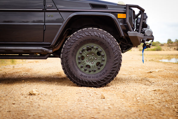 Load image into Gallery viewer, mercedes g wagon rock sliders side steps skid steps sill protection g500 g550 g55 g63 AMG Jack Wagon Overlanding