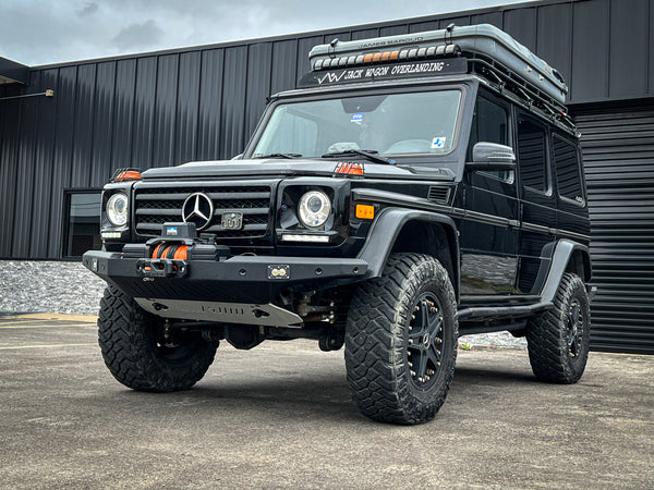 Load image into Gallery viewer, g wagon skid plate underride protection underbody protection aluminum g wagen rock slide g500 g550 g55 amg g wagen g-class gelandewagen jack wagon overlanding