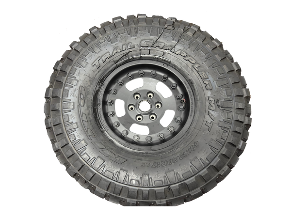 Load image into Gallery viewer, hutchinson rock monster 17 inch beadlock wheel ford bronco wa-2534 2534 6-on-5.5 17x8.5