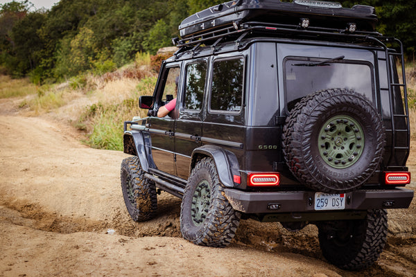 Load image into Gallery viewer, g wagen long travel articulation flex droop 4 inch lift kit 100mm lift Mercedes G Wagon G Wagen Gelandewagen Jack Wagon Overlanding Suspension Mercedes Benz w463 w461 w460 G500 G550 G55 G63 AMG portals down travel