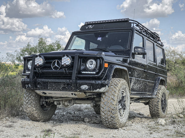 Load image into Gallery viewer, lifted g wagon 4 inch lift kit 100mm lift kit for Mercedes G Wagon G Wagen Gelandewagen Jack Wagon Overlanding Suspension Mercedes Benz w463 w461 w460 G500 G550 G55 G63 AMG