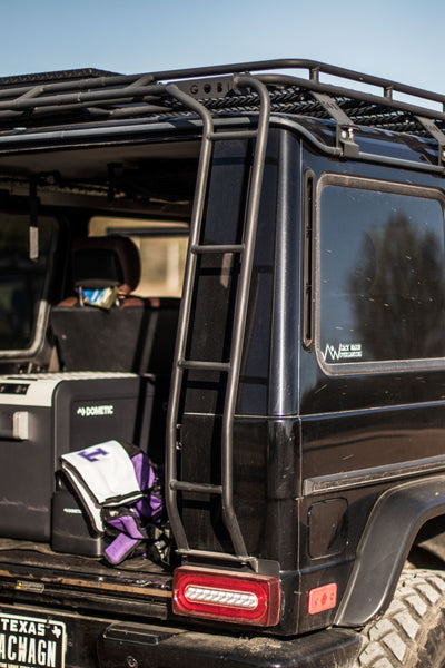 Load image into Gallery viewer, g wagon dometic cfx3 45L cooler freezer refrigerator g wagen