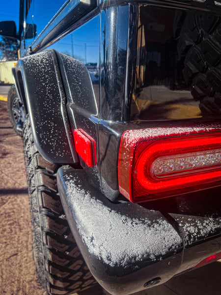 Load image into Gallery viewer, mercedes g wagon amg style extended fender flares wider fender flares g500 g55 g550 g63 AMG