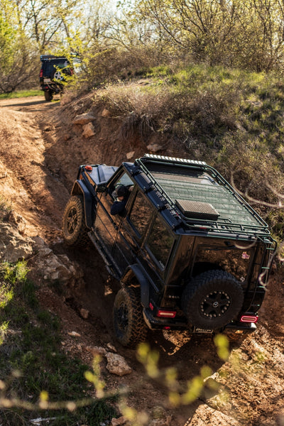 Load image into Gallery viewer, Hutchinson beadlock wheels g wagon 18 inch g wagen Rock Monster 2059 18 inch beadlock wheels Hutchinson beadlock g wagen rock monster military g wagon mercedes