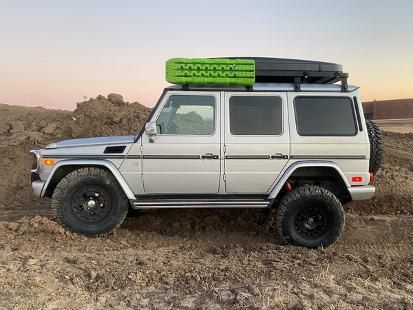 Load image into Gallery viewer, off road g wagon lifted 4 inch lift kit 100mm lift kit for Mercedes G Wagon G Wagen Gelandewagen Jack Wagon Overlanding Suspension Mercedes Benz w463 w461 w460 G500 G550 G55 G63 AMG