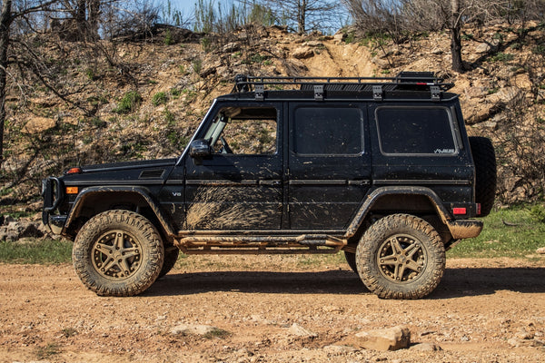 Load image into Gallery viewer, g wagen long travel articulation flex droop 4 inch lift kit 100mm lift Mercedes G Wagon G Wagen Gelandewagen Jack Wagon Overlanding Suspension Mercedes Benz w463 w461 w460 G500 G550 G55 G63 AMG portals down travel
