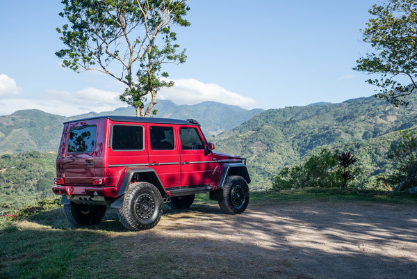 Load image into Gallery viewer, 4x4 squared g wagon beadlock wheels hutchinson mercedes w463 oem g500 g550 8x6.5 bolt pattern 18 inch wheel diameter