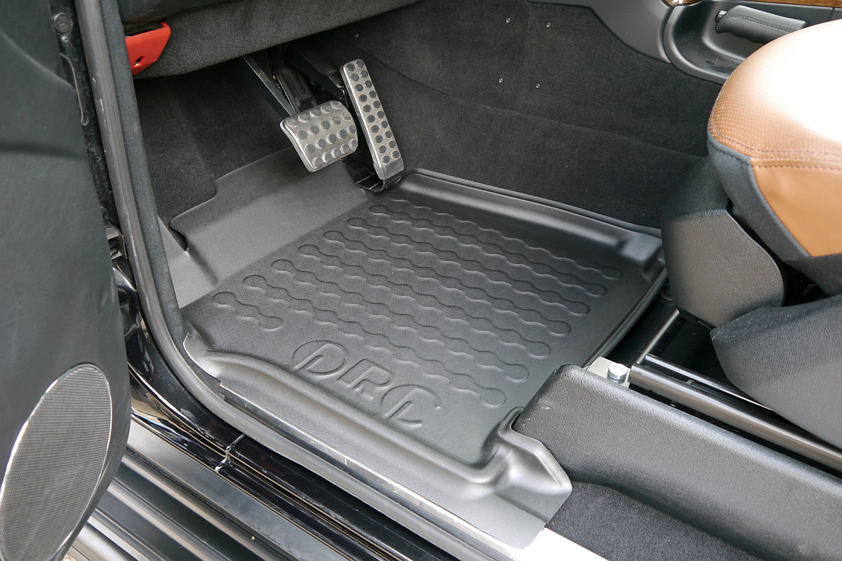 Mercedes g deals wagon floor mats