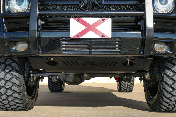 Load image into Gallery viewer, g wagon skid plate underride protection underbody protection aluminum g wagen rock slide g500 g550 g55 amg g wagen g-class gelandewagen jack wagon overlanding
