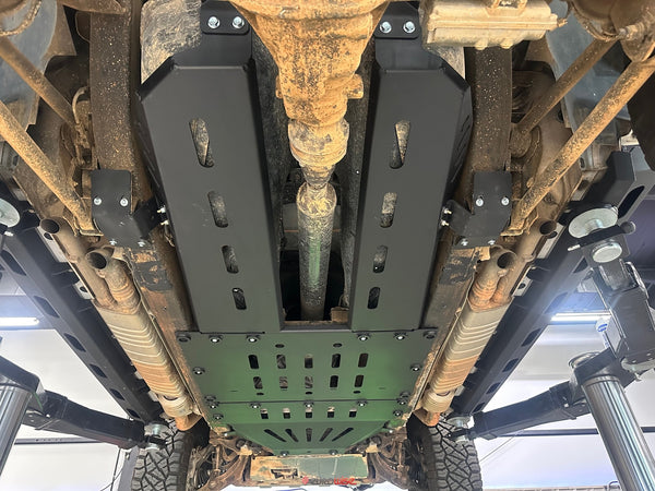 Load image into Gallery viewer, mercedes g500 g550 g63 amg g wagon mercedes underbody protection skid plates eurowise 463a 464
