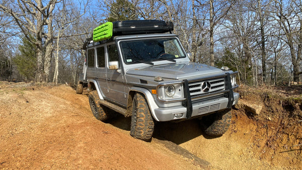 Load image into Gallery viewer, Mercedes G Wagon 4 inch 100mm lift springs G500 G55 G550 G63 AMG gelandewagen off road lift kit springs military Jack Wagon Overlanding
